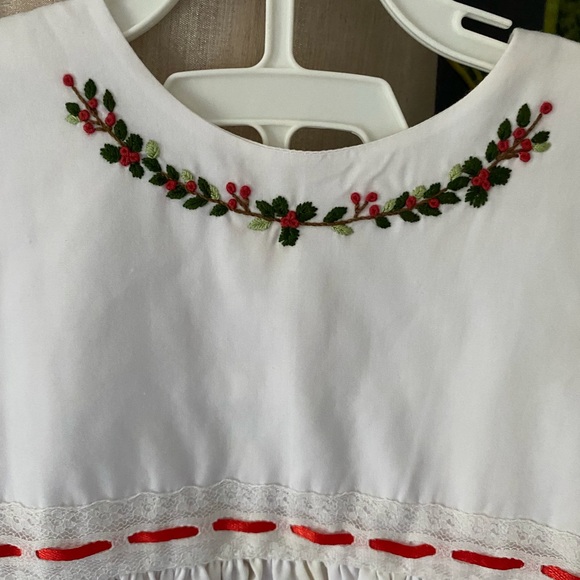 Love and grow baby girl Christmas dress - Picture 3 of 13